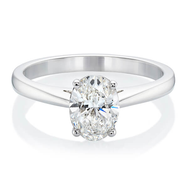 Diamond Jewellery / Luxury Collection - Anello di fidanzamento con solitario ovale in oro 18 carati