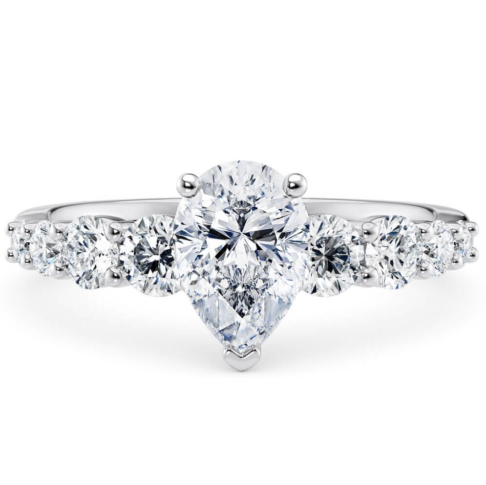 Solitario "Aria" – Diamante Naturale, Taglio a Goccia, Diamanti sul gambo e Montatura in Oro Bianco 18 kt