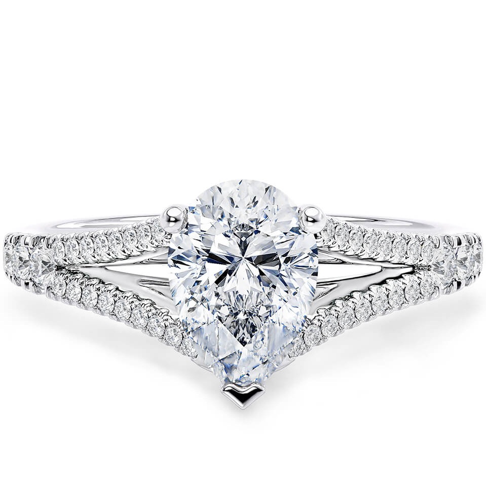 Solitario "Diana" – Diamante Naturale, Taglio a Goccia, Diamanti sul gambo e Montatura in Oro Bianco 18 kt